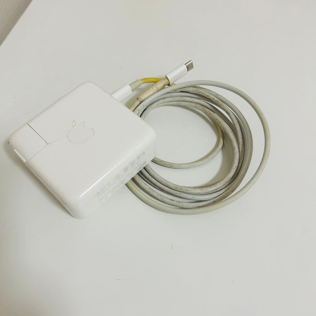 【傷なし】MacBook Pro 13インチ 2018 Touch Bar搭載