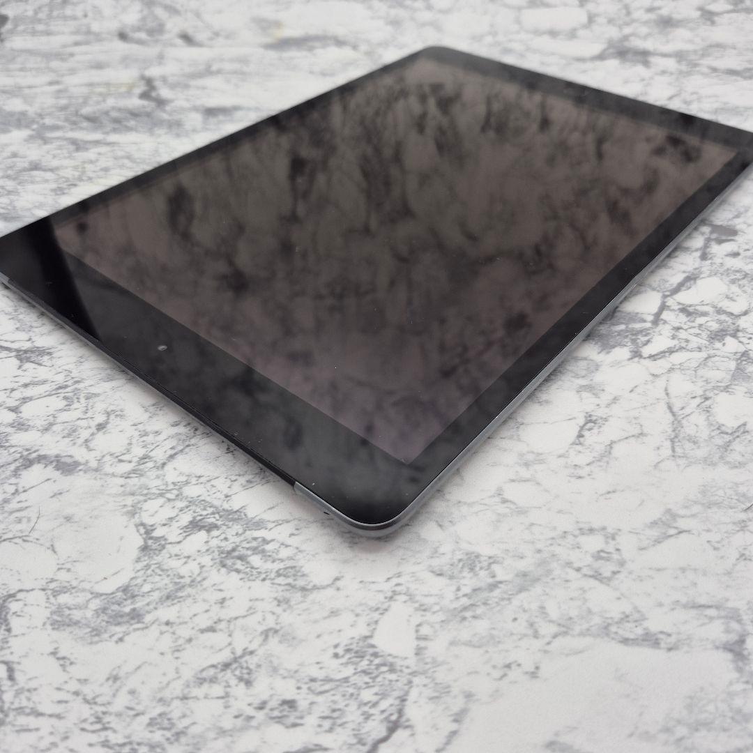 iPad 第7世代 Wi-Fi + Cellular 128GB