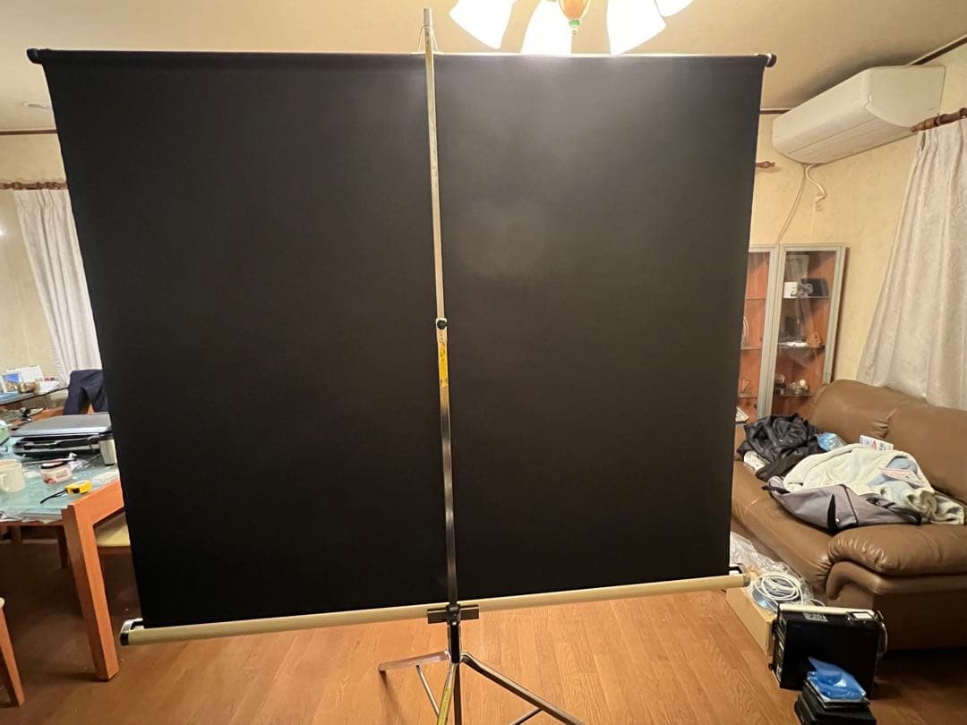 プロジェクタースクリーン 縦(約)122cm、横(約)162cm、■80インチ