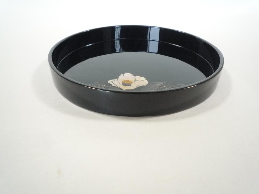 螺鈿の椿模様の通盆