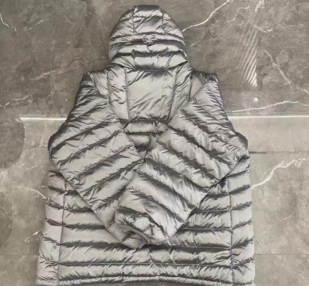 Supreme グレー ダウンジャケット フード付き M