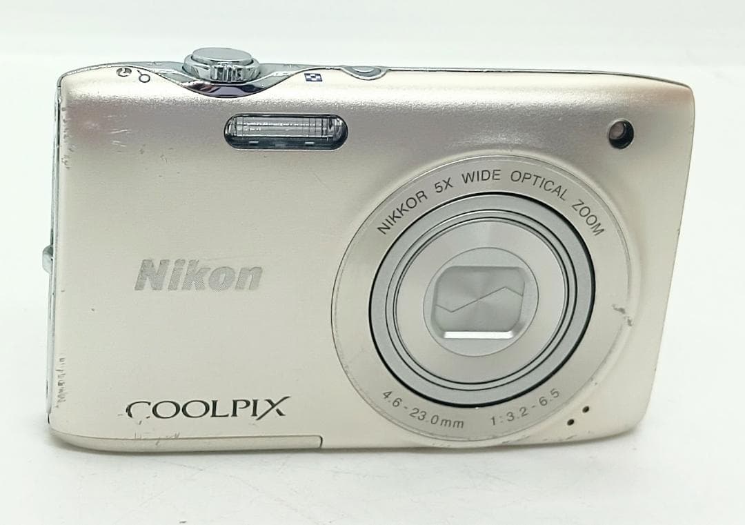 Nikon COOLPIX S3100 シルバー 充電器付き デジタルカメラ