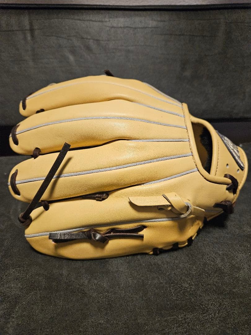 アイピーセレクト　内野用　ベージュ　硬式グローブ