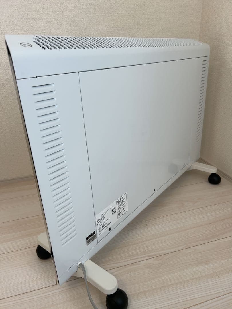 デロンギ　コンベクターヒーター　ホワイト　美品