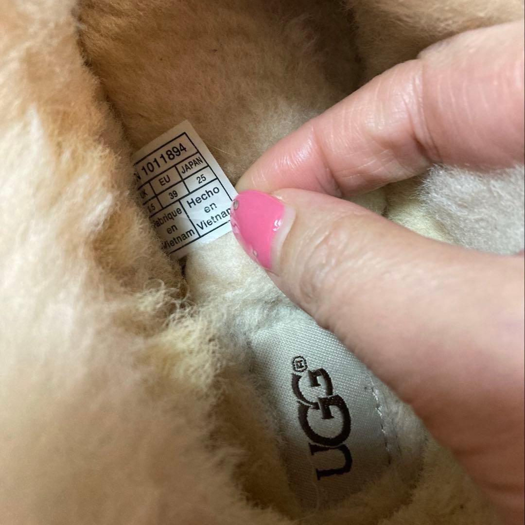 【美品】UGG アグ 25cm NITA(ニタ) スリッポン