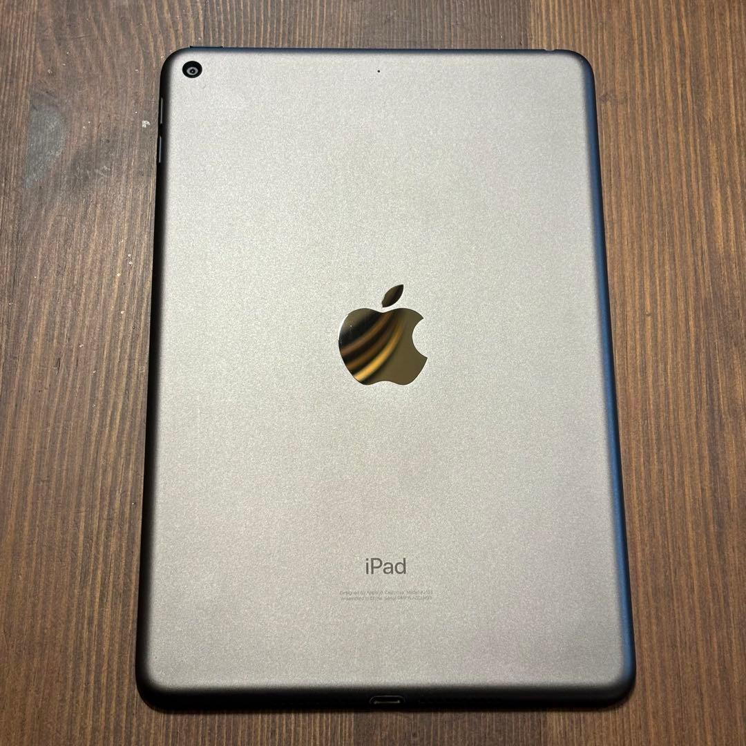 美品 iPad mini 5 Wi-Fi 64GBスペースグレーMUQW2J/A