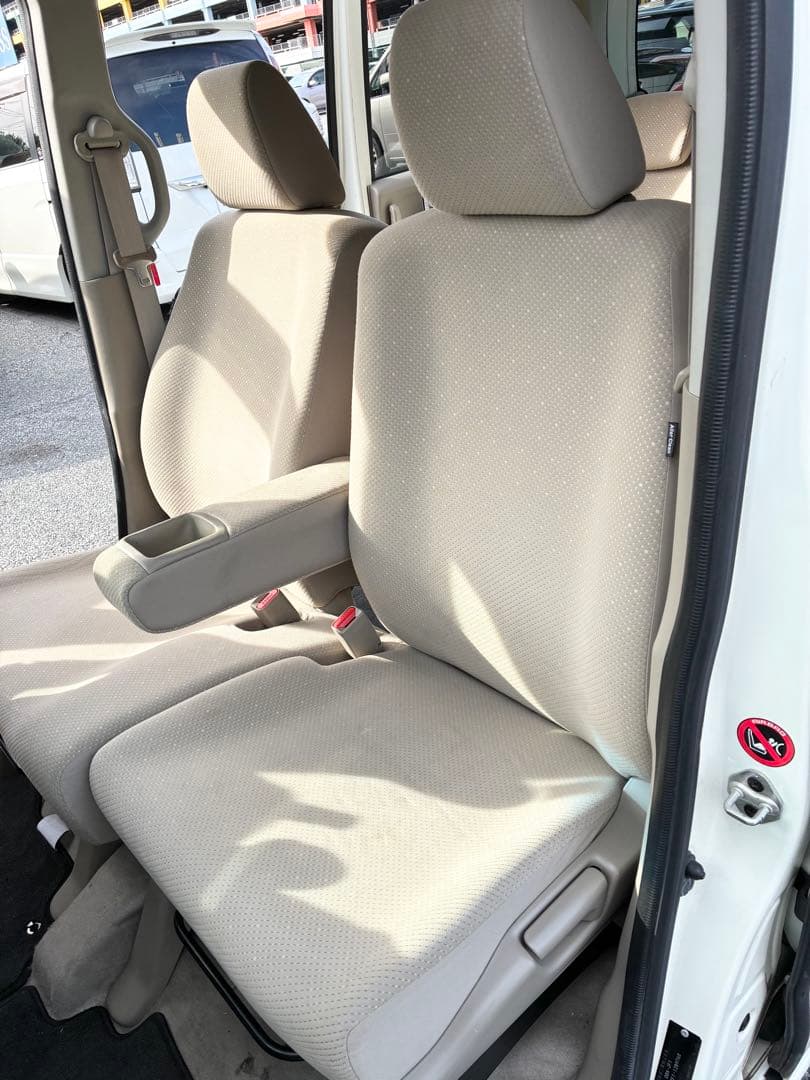 全込タイムセール　実走行83417km 検8.2Nbox GLパッケージ