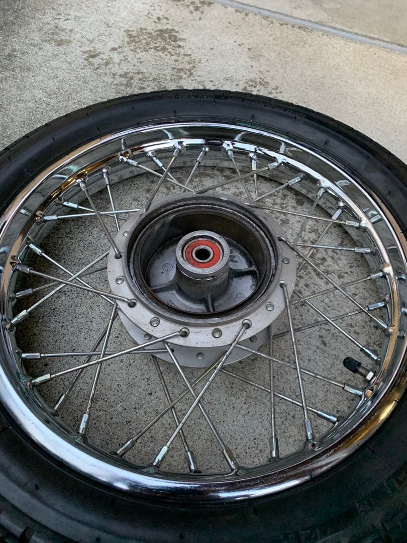 初代スーパーカブプロ50 リヤ14インチタイヤ付ホイール