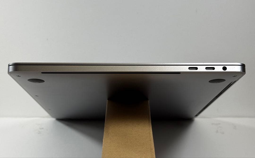 MacBook本体 Apple MacBook Pro 13 2019 i5/16GB/500GB