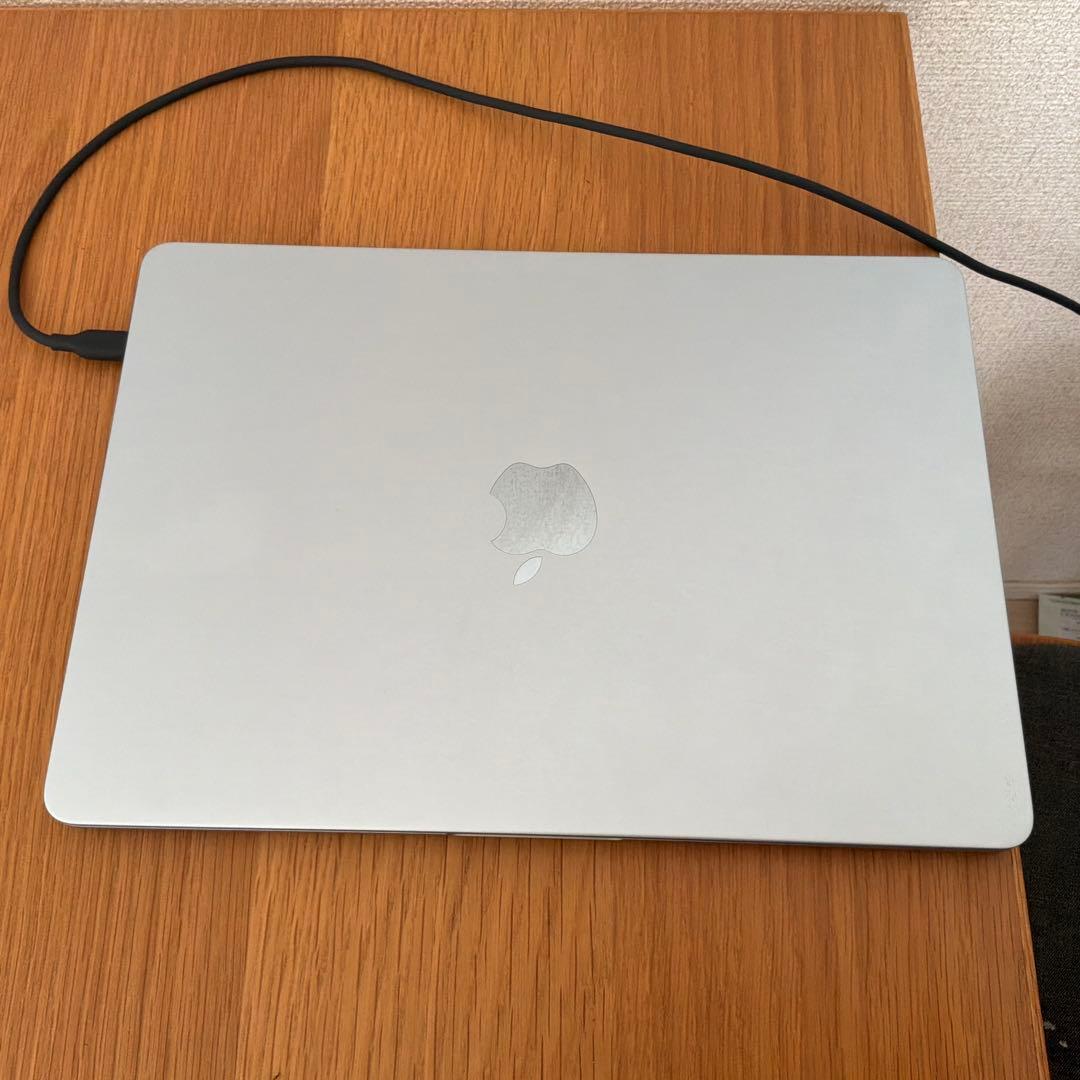 M4 MacBook Air スカイブルー