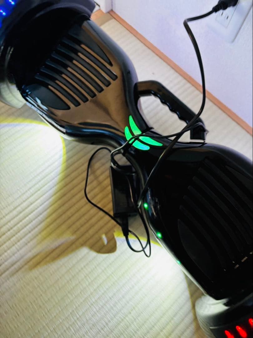 ☆光る・Bluetoothで音楽も☆ 電動スケボー LEDライト付き　ブラック