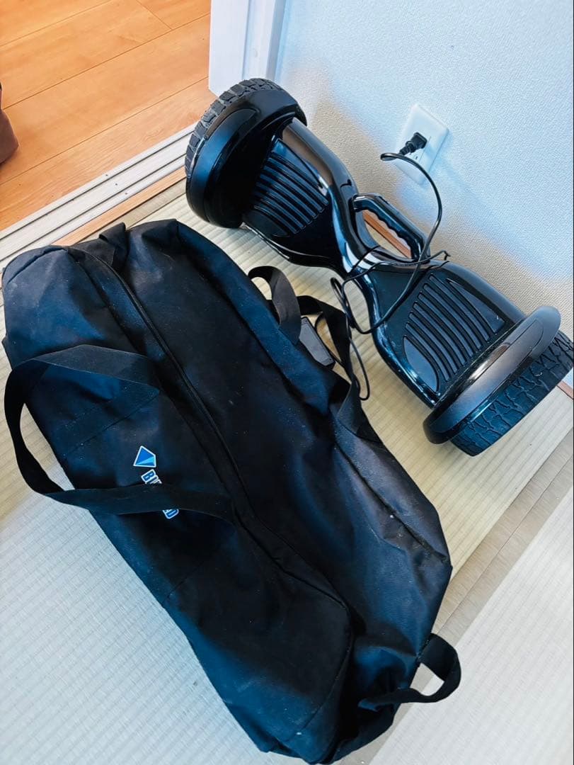 ☆光る・Bluetoothで音楽も☆ 電動スケボー LEDライト付き　ブラック