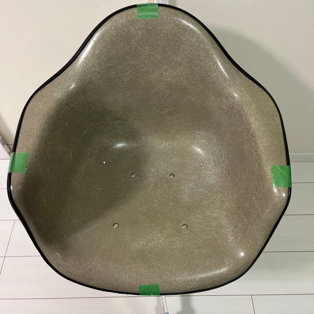 ハーマンミラー イームズ アーム シェルチェア