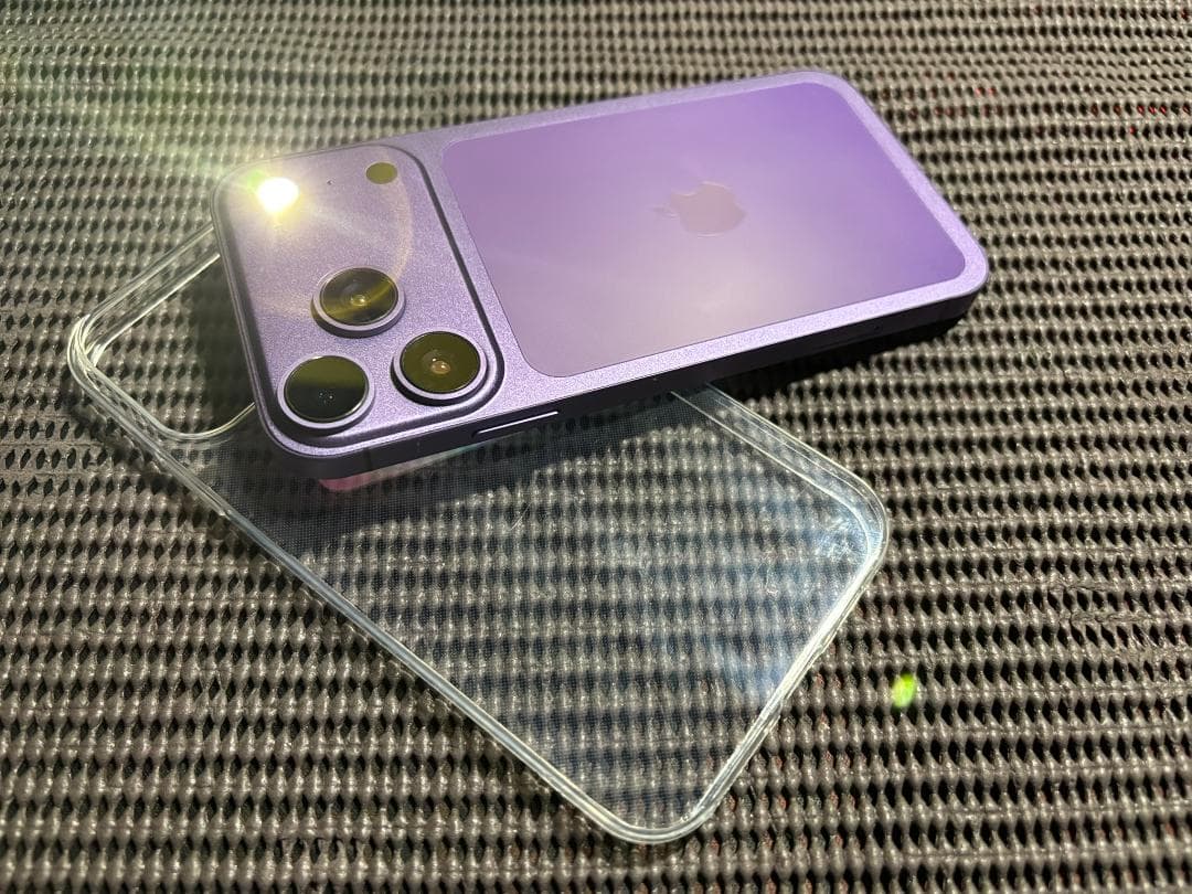 iphoneXR 64g/iphone18PRO Deep Purple 外装！