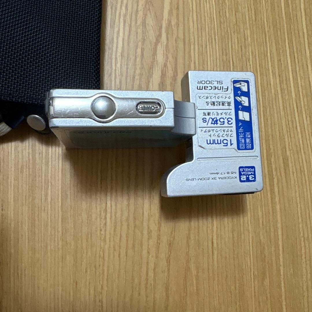 希少KYOCERA Finecam SL300R ブルーコンパクトデジタルカメラ