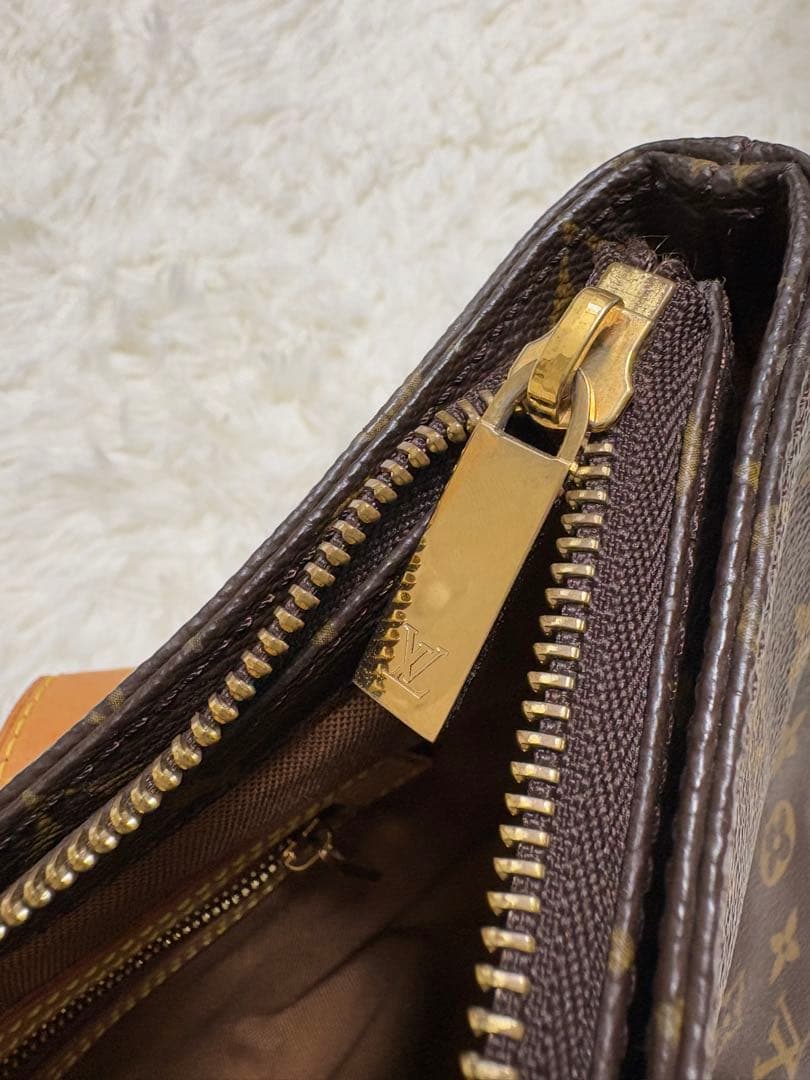 LOUIS VUITTON カバアルト　トートバッグ