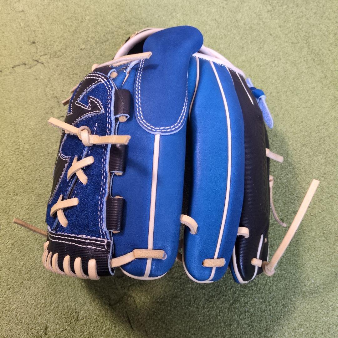 ZETT PROSTATUS軟式　サイズ４　BRGB32201