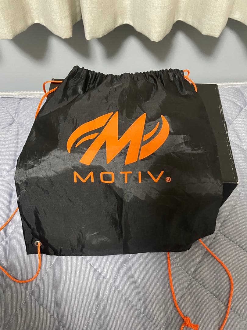 値下げ ボウリングシューズ MOTIV モーティブ 27cm右投げ