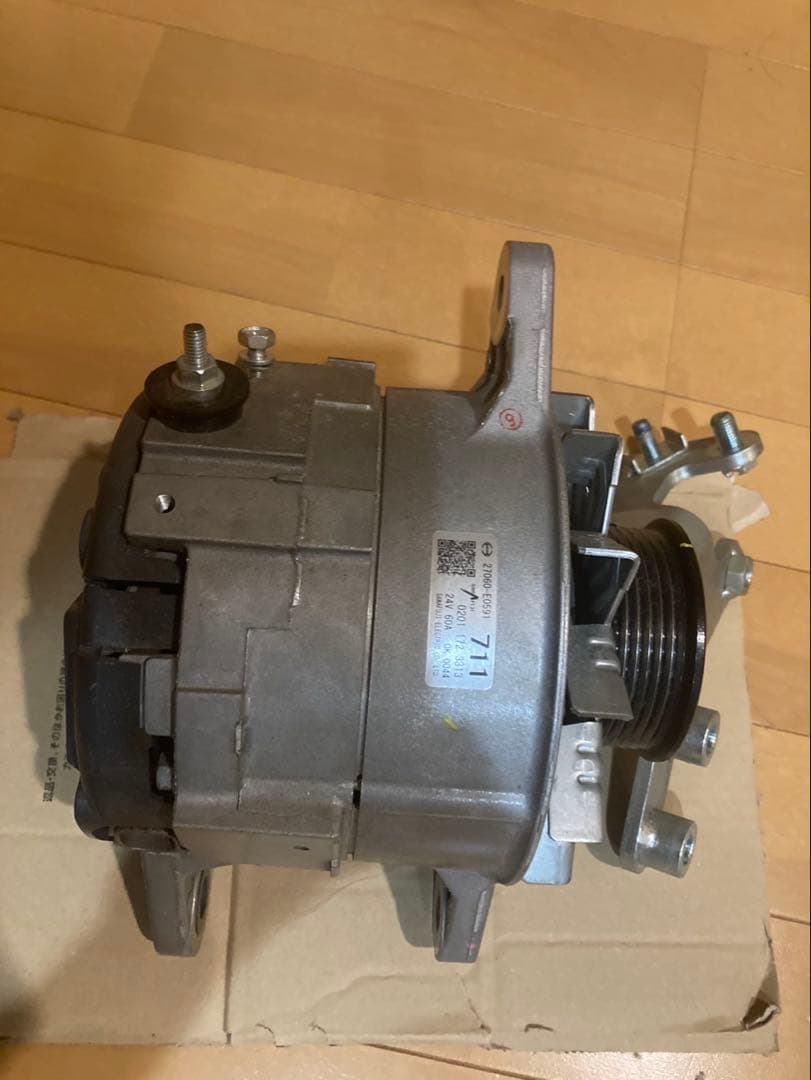 年末処分！！最終値下げ 日野自動車　プロフィア　オルタネーター