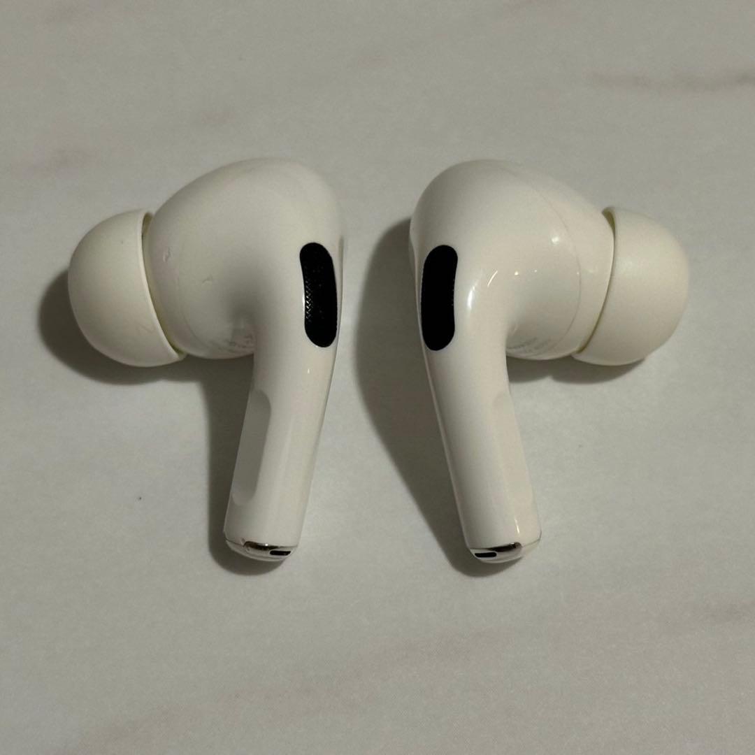 【美品】AirPods Pro 第1世代 正規品 付属品完備・動作OK