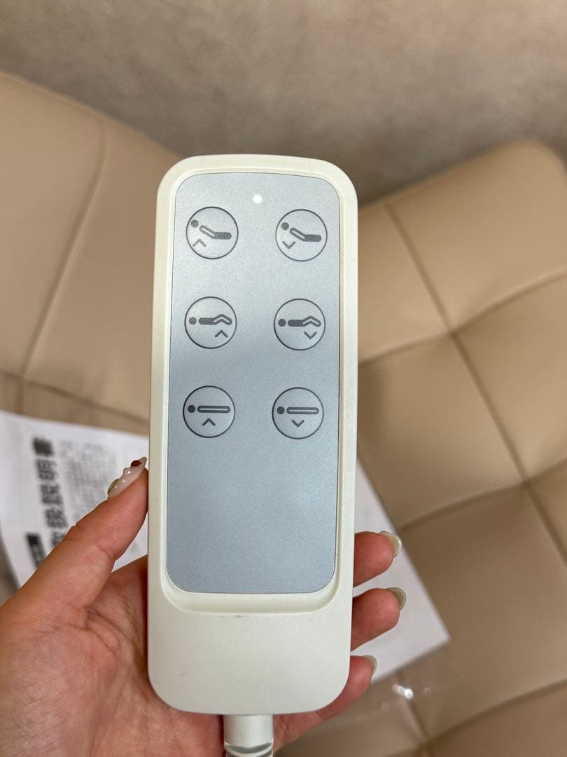 【約1年半使用】DITA リクライニングソファ　アイサロン