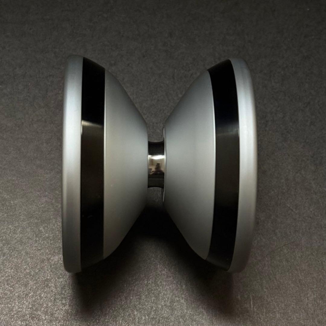 【1/31まで出品予定】サムシング　フェノム　SOMETHING PHENOM