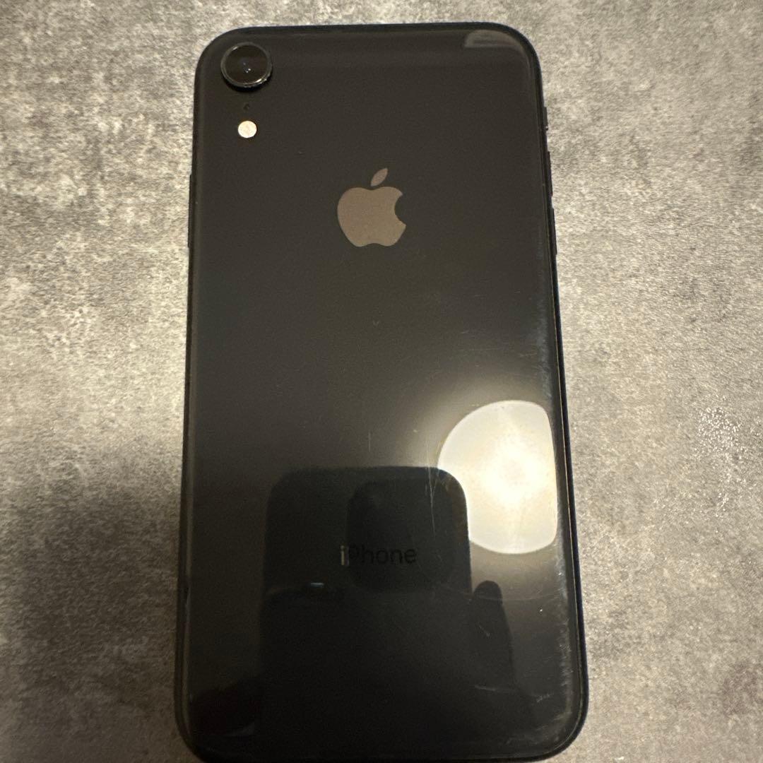 Apple iPhone XR ブラック 画面ひびあり