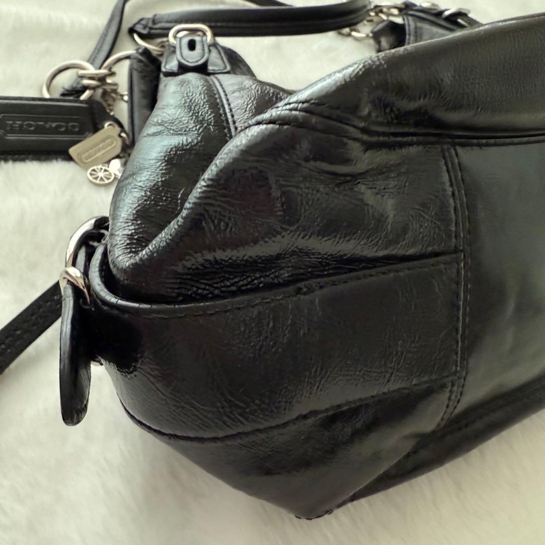 COACH ブラック ショルダーバッグ