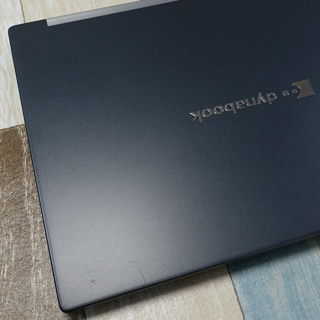 １０コアＣＰＵで最新モデルと同じデザインの超軽量バリ速モバイル✨１２世代コアｉ５