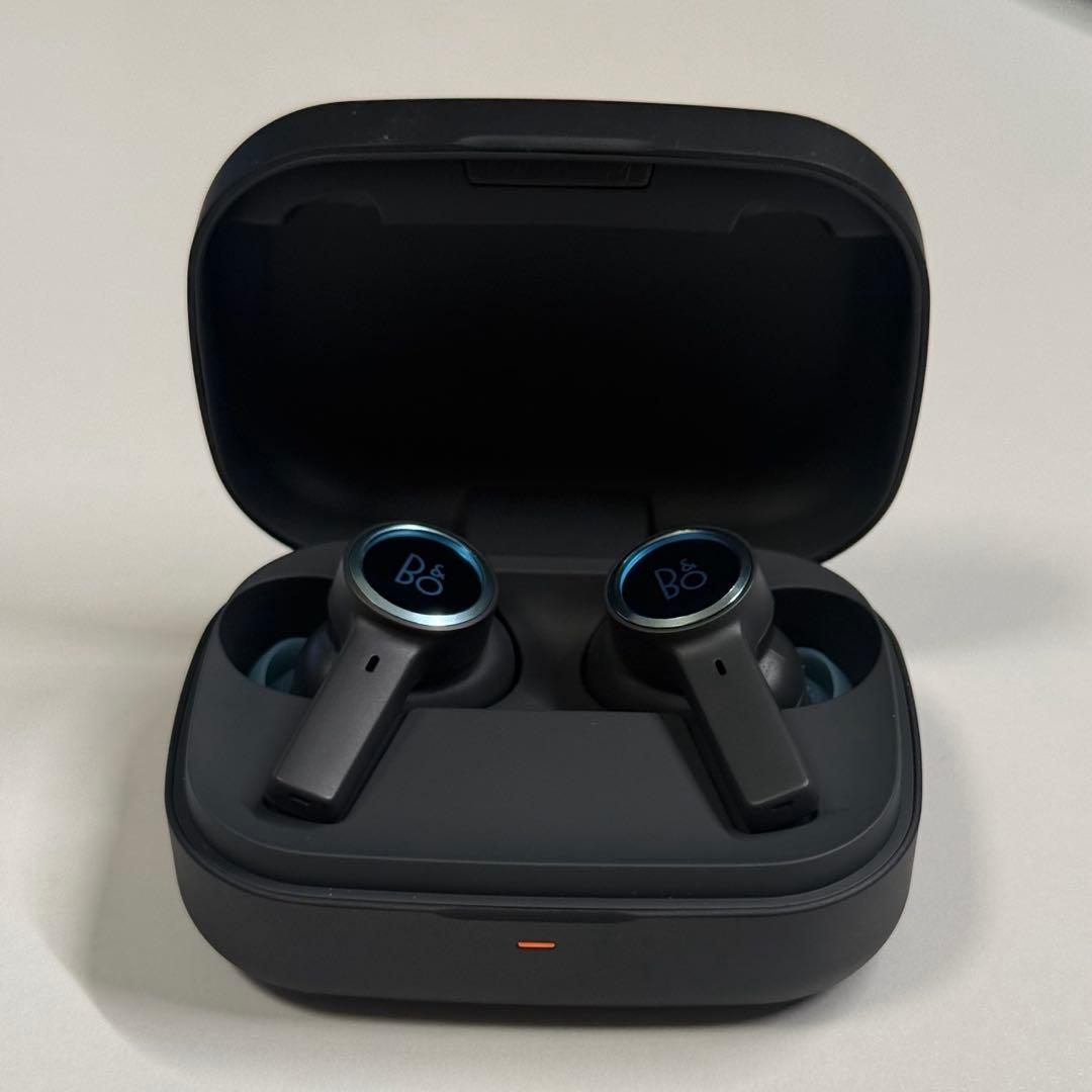 Bang and Olufsen Beoplay EX ワイヤレスイヤホン