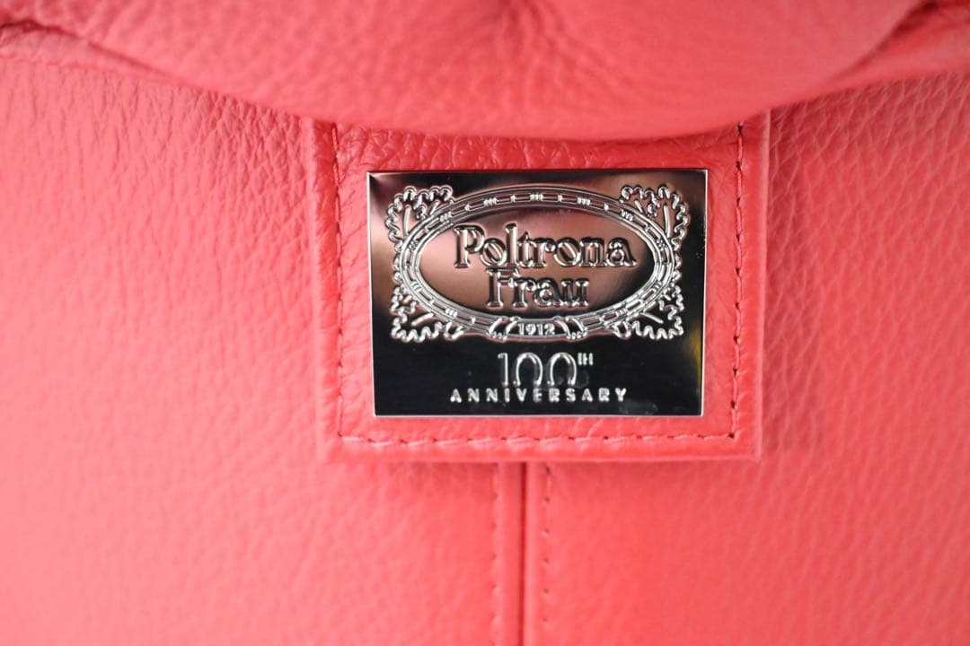 【展示極美品】Poltrona Frau 1人掛けソファ オットマン