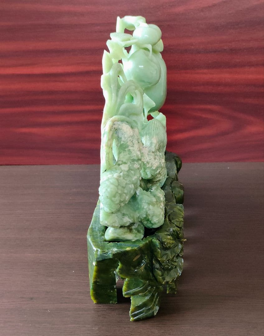 玉彫り 岫玉彫り ボーウェナイトパワーストーン 置物