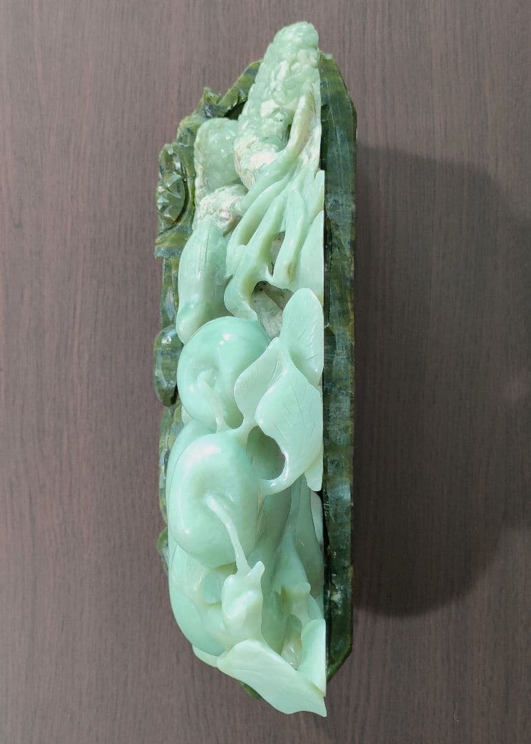 玉彫り 岫玉彫り ボーウェナイトパワーストーン 置物