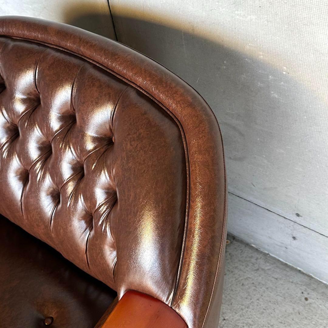 ✦70s✦チェスターフィールド調 PUレザー 1人掛けソファ　アンティーク