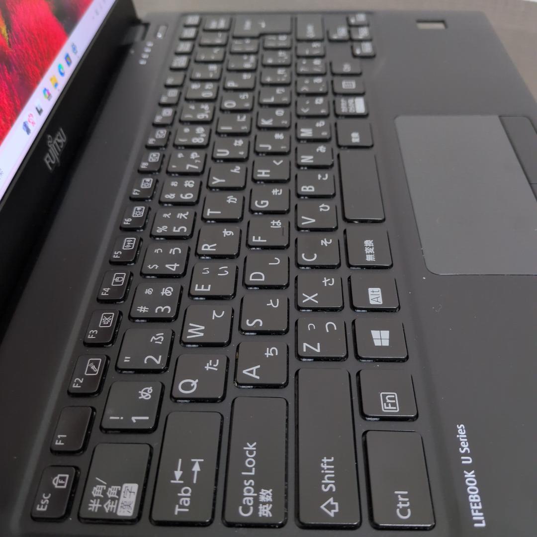【第１０世代Corei7薄型モバイル】富士通／U9310D／16GB／256GB