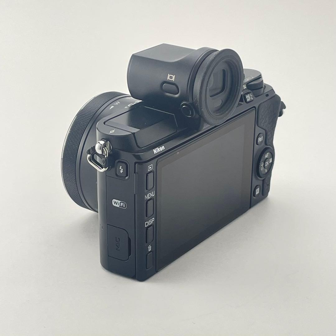 【美品・返品保証】Nikon 1 V3 ブラック 標準レンズキット