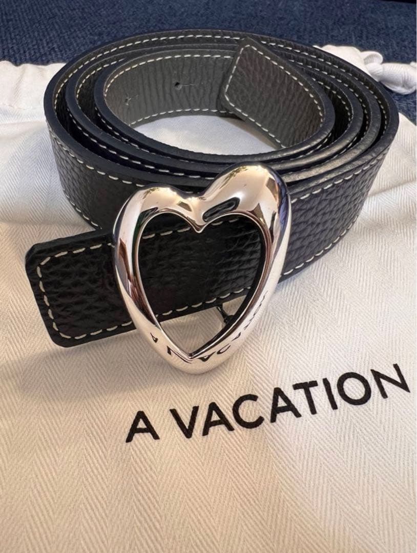 A VACATION ハートバックルベルト ネイビー/グレーxシルバー80cm