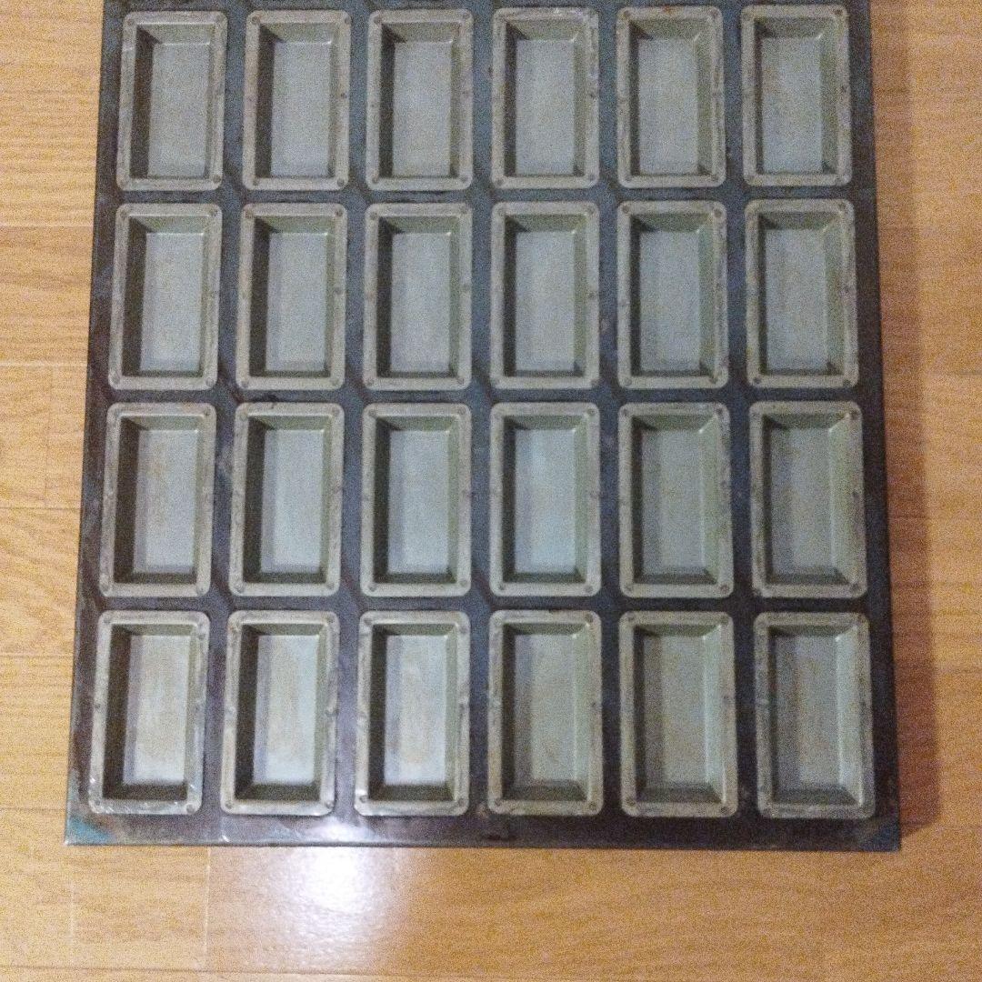 大型天板 フィナンシェ型 30連 業務用 長方形 サイズ/約550×400mm