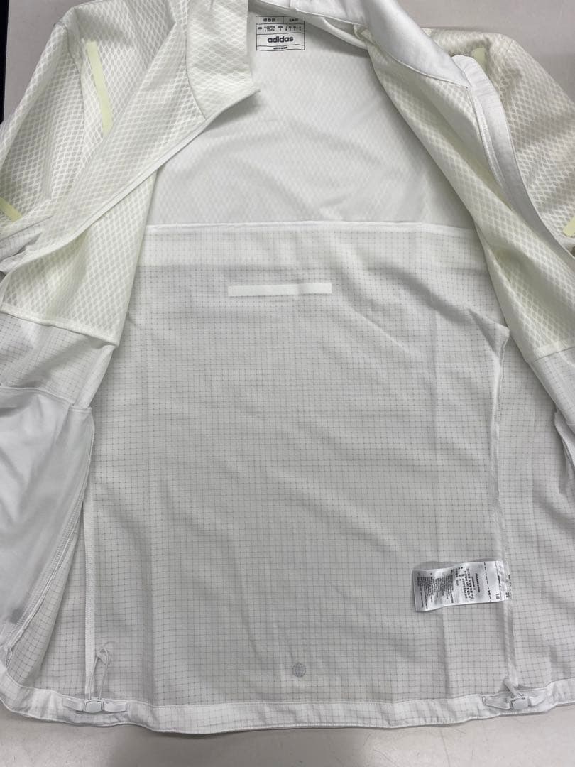 【未使用】アディダス　ウィンドブレーカー　サイズM