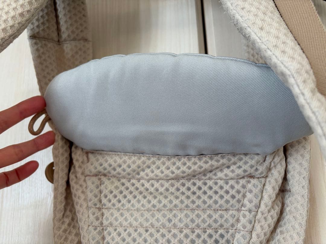 【美品】エルゴベビー オムニブリーズ サンドベージュ