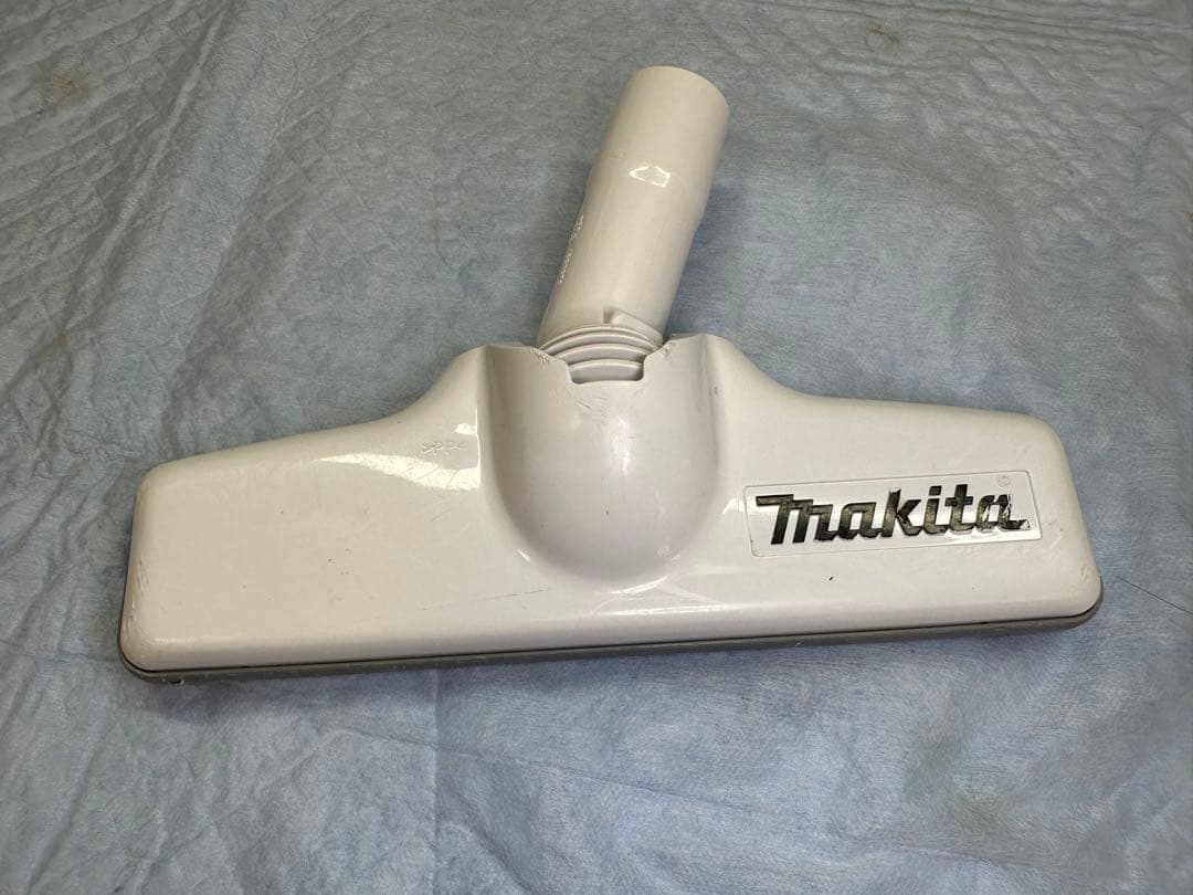 【フルセット】マキタ コードレス掃除機CL107FD 紙パック付き