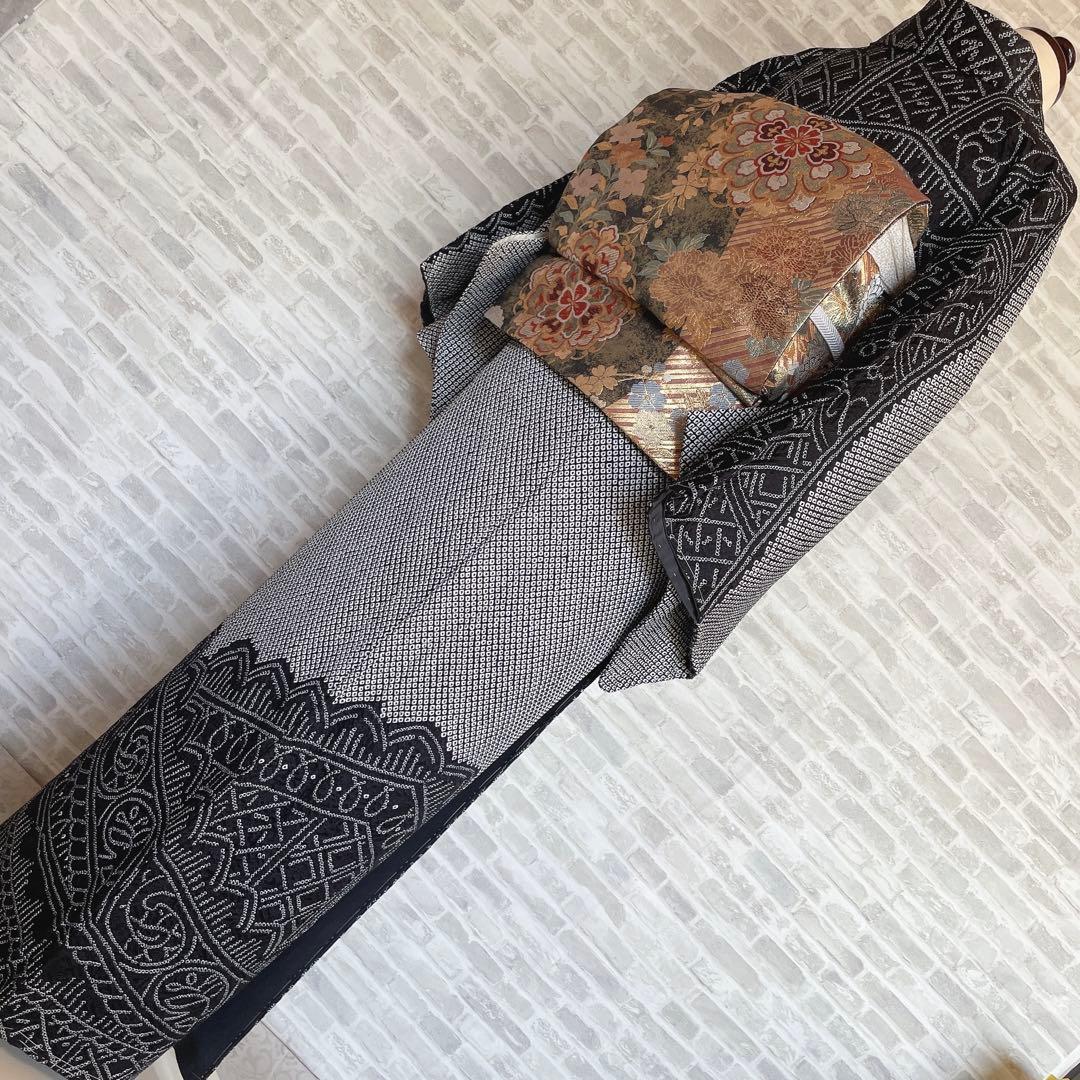 訪問着　フルセット　総絞り　宝相華　モノトーン　入学式　卒業式　着物　Q4