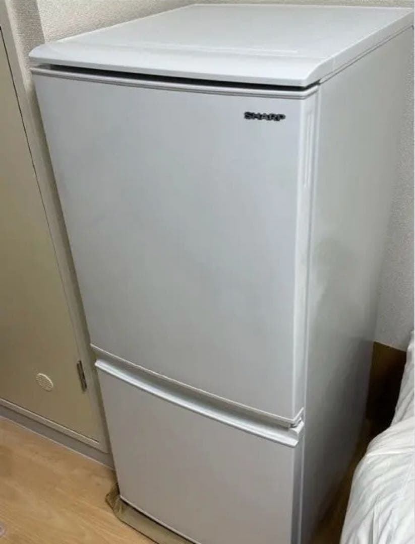 SHARP 140L 冷蔵庫 SJ-D14F-W ホワイト 一人暮らし