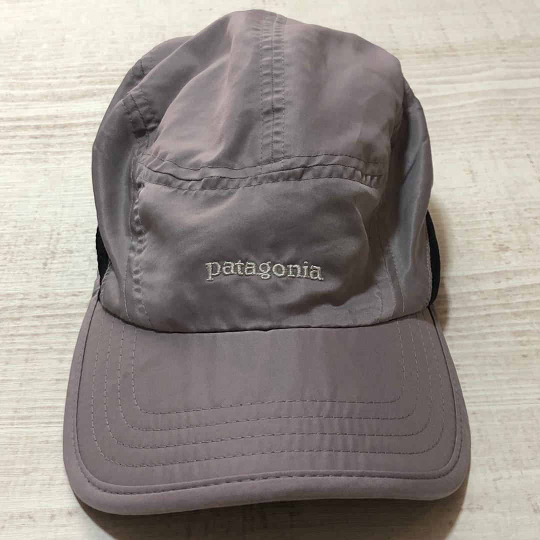 夏のランに最適‼️ パタゴニア ベロシティ・キャップ オシャレなシルバーグレー