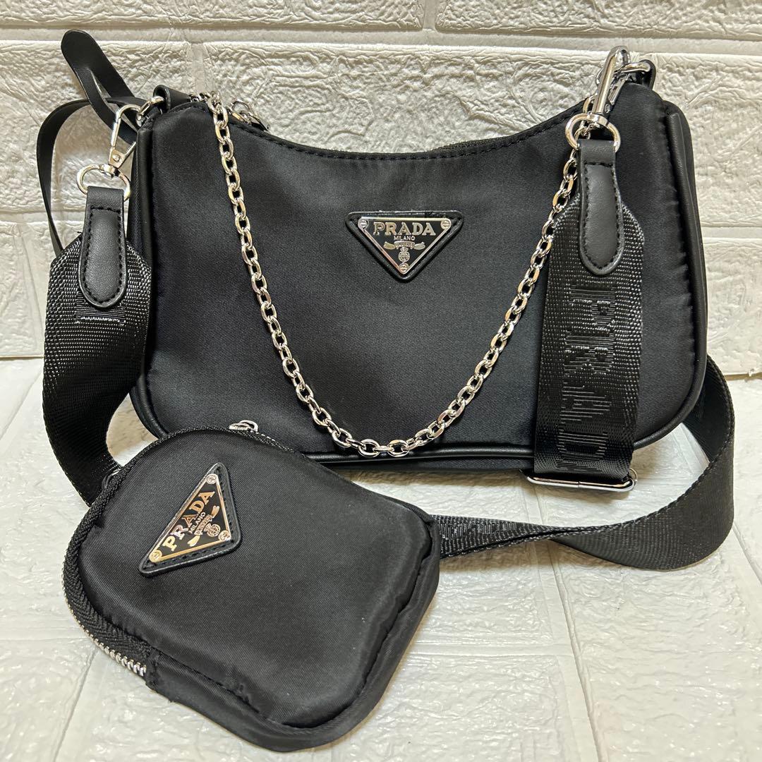 PRADAノベルティショルダーバッグチェーンバッグ