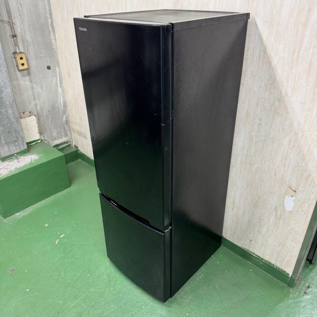 240★2021年製★東芝　冷蔵庫　ブラック　黒　大型　一人暮らし