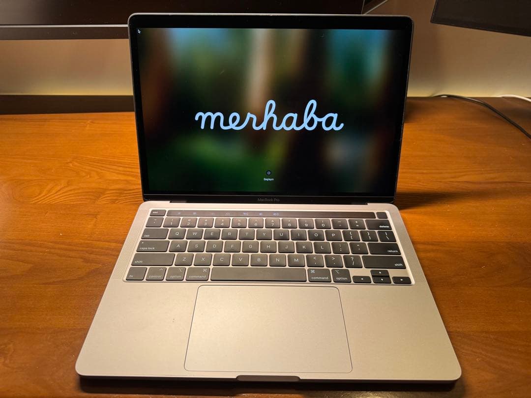 MacBook Pro 13インチIntel Core i5 スペースグレイ