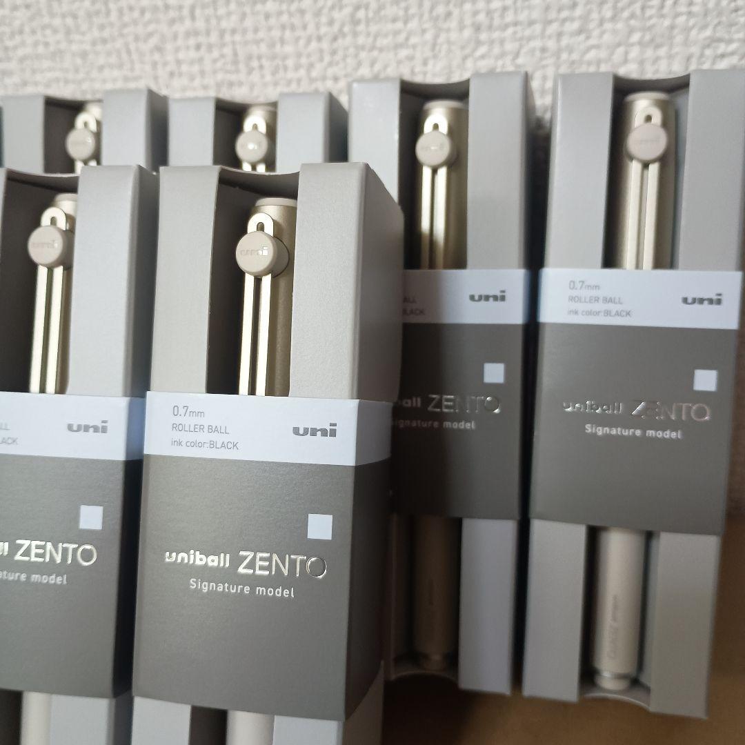 ユニボール　ゼント　シグニチャーモデル　シャンパンゴールド 0.7mm