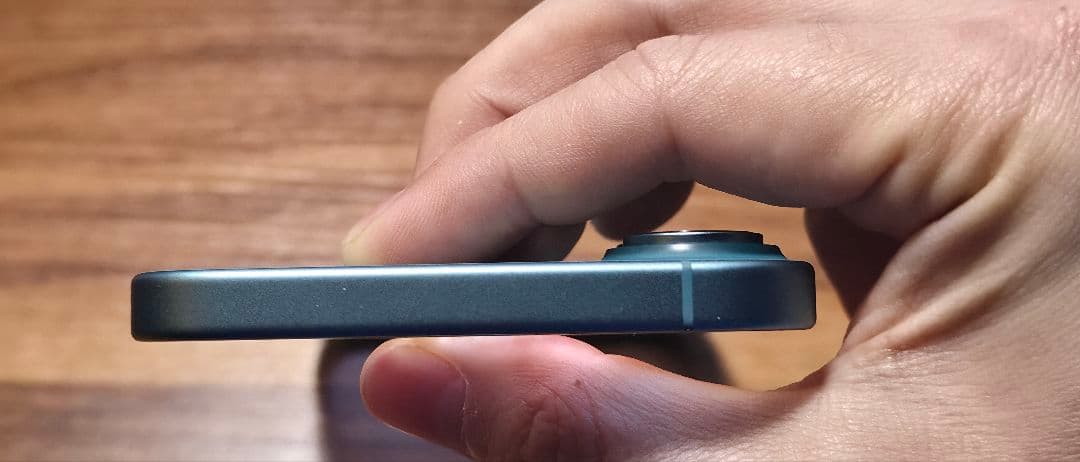 【バッテリー100%】iPhone 16 Plus 256GB ティール