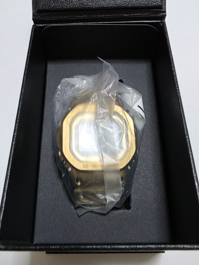（た～さん専用）ほぼ新品G-SHOCK フルメタル　GMW-BZ5000GD
